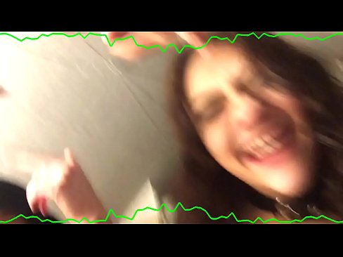 ❤️ צוויי סעקסי ברונעט עמאָציאָנעל הייזעלעך בלייַבן באַסטאַרדס קווערקי הור ❌ סלוץ ביי אונדז